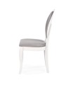Bok-krzesła-białego-z-drewna