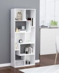 Designerski biały regał z asymetrycznymi półkami 