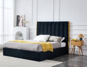 Czarne welurowe łóżko w stylu glam