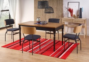 Elegancki stół do jadalni w stylu retro