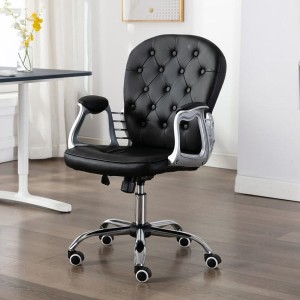 Czarny pikowany fotel obrotowy glam