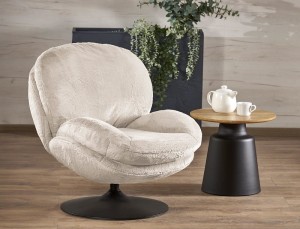 Designerski fotel wypoczynkowy krem