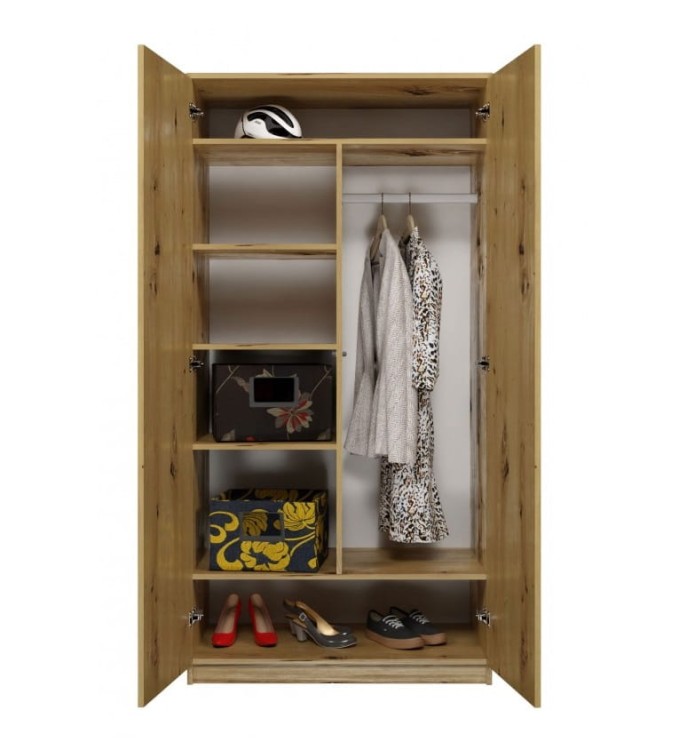 Wnętrze-szafy-na-ubrania