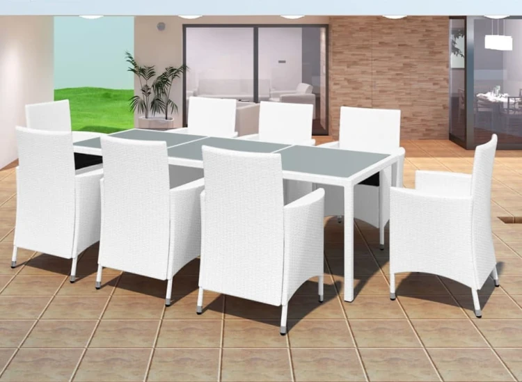 Biały-zestaw-mebli-ogrodowych