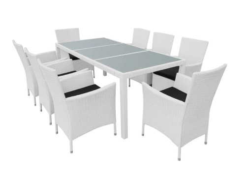 Komplet-jadalnianych-mebli-do-ogrodu