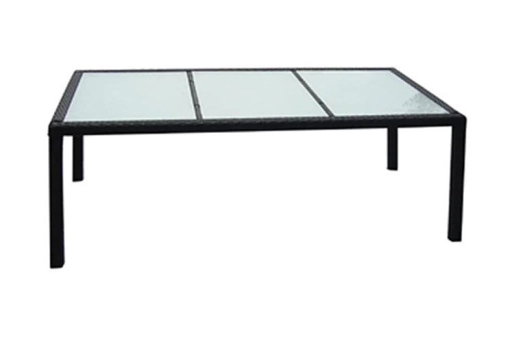 Duży-czarny-stół-ogrodowy