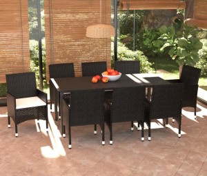 Czarne meble jadalniane na taras + poduszki