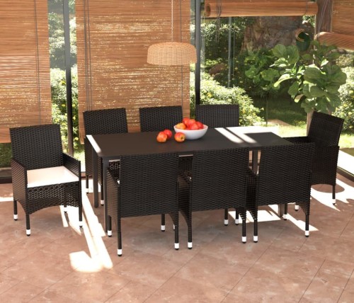 Czarne-meble-ogrodowe-z-poduszkami