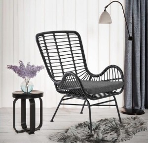 Rattanowy fotel z poduszką czarny ogrodowy