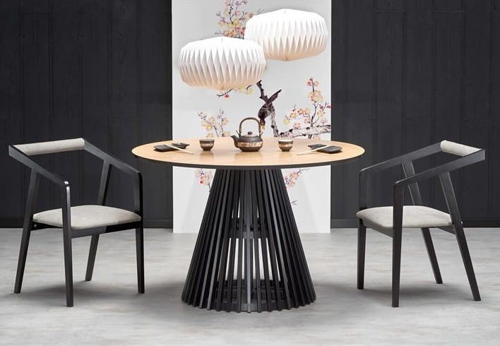 Okrągły-orientalny-stół-kuchenny