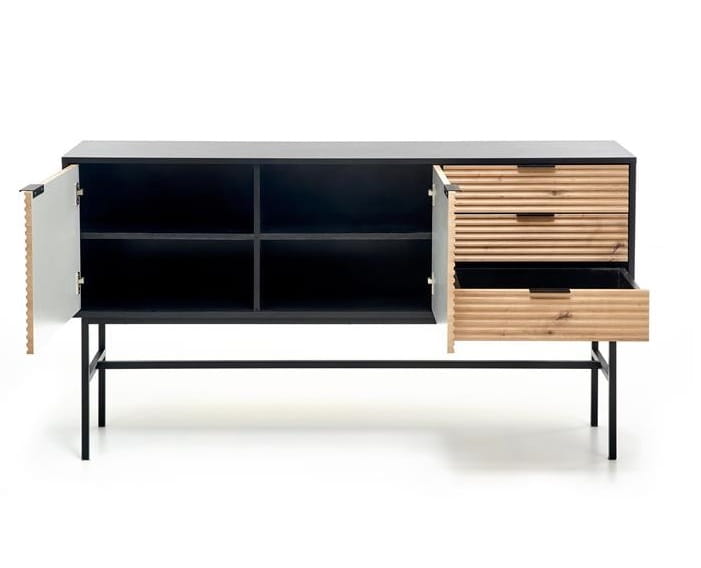 Wnętrze-industrialnej-komody-na-nóżkach