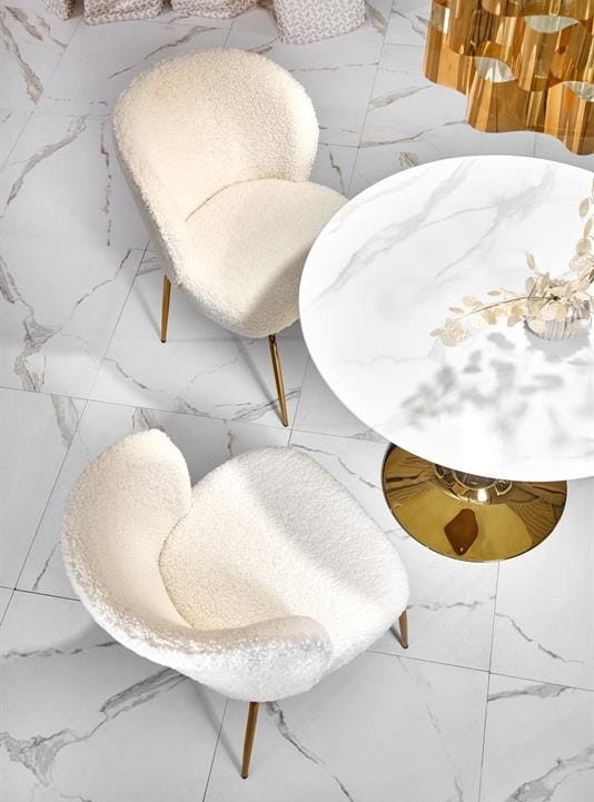 okrągły-blat-imitujący-marmur