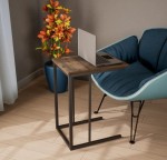 Loftowy stolik pod laptopa orzech