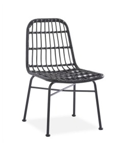 Czarne krzesło z rattanu boho