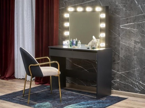 czarna-toaletka-z-lustrem