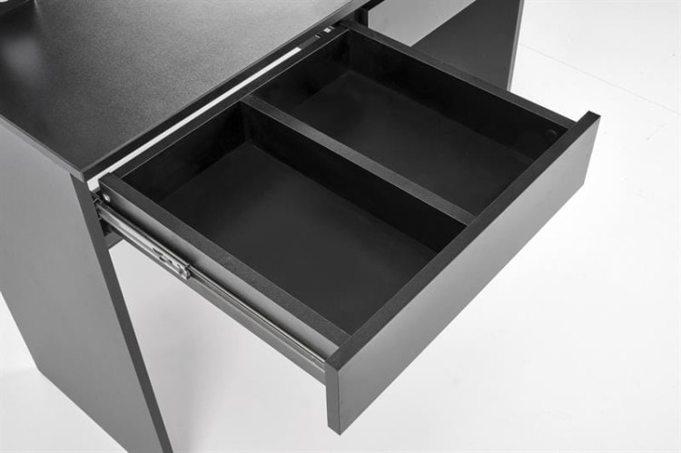 pojemne-szuflady-w-toaletce