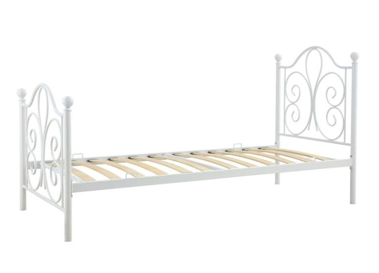 stelaż-z-drewnianych-listewek