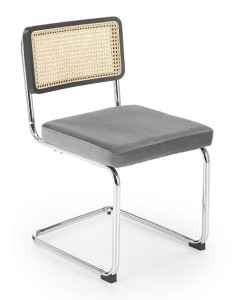 Szare krzesło z rattanem na chromowanych płozach
