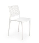 Białe krzesło z tworzywa do ogrodu