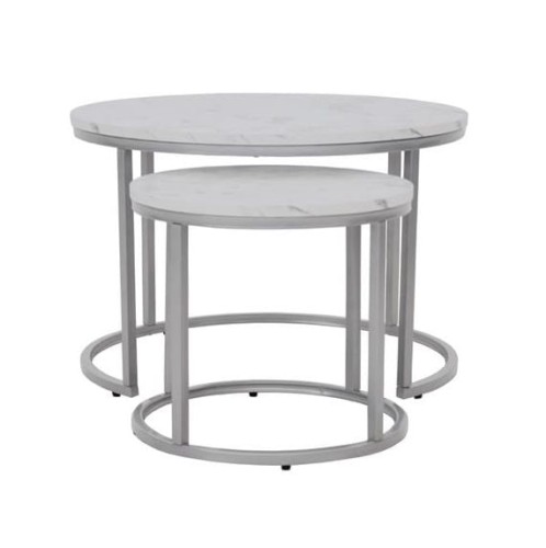 możliwość-chowania-jednego-stolika-pod-drugi