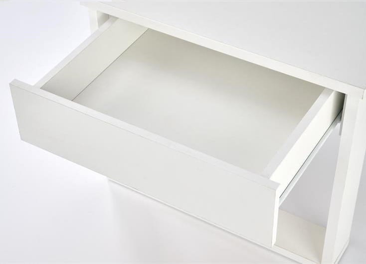 praktyczna-szuflada-w-stoliku