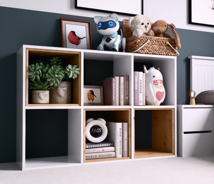 komorowy-regał-na-zabawki