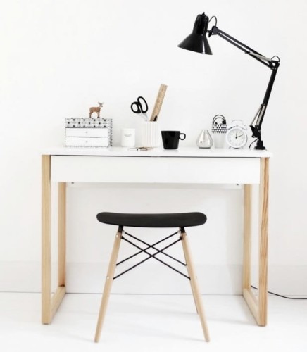 Biurko-z-szufladą-drewno-biały-blat