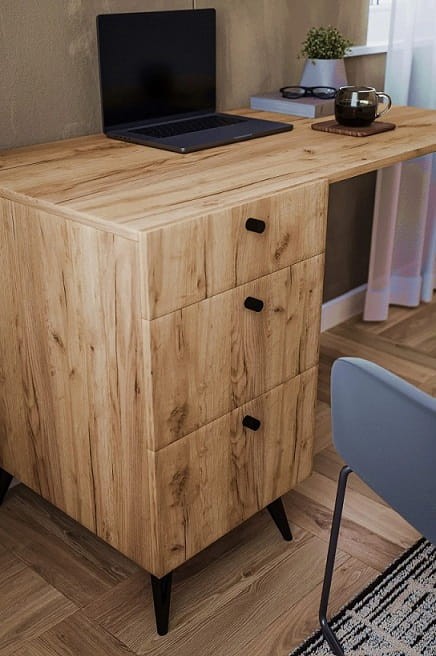 pojemne-szuflady-w-biurku