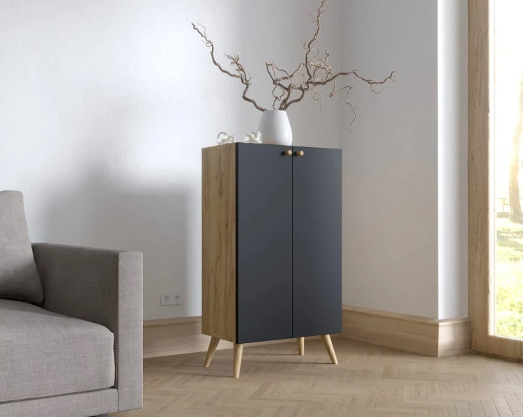 wąska-szafka-z-półkami