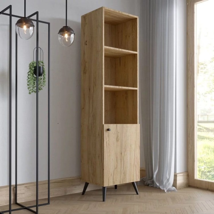 witryna-z-drzwiczkami