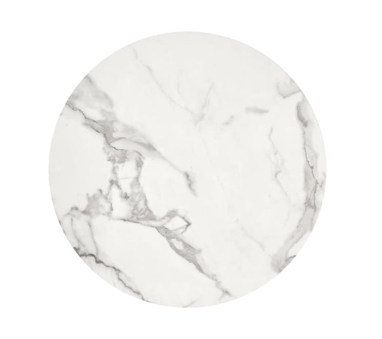 blat-stołu-imitujący-marmur