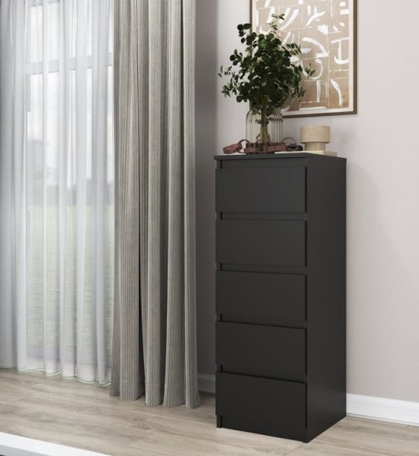 czarna-komoda-z-szufladami