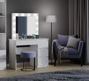 Zestaw do wykonywania makijażu z LED