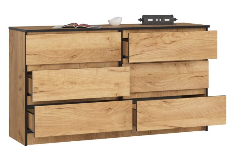 pojemne-szuflady-w-komodzie