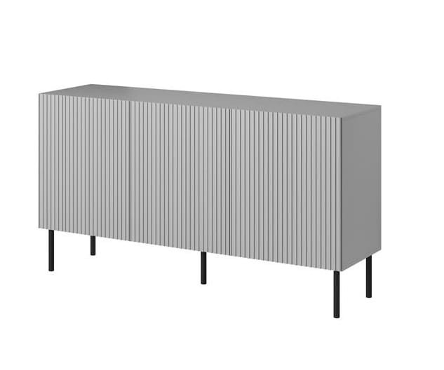 trzydrzwiowa-komoda-na-nóżkach