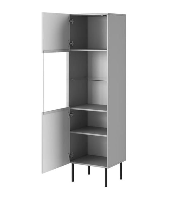 wnętrze-witryny-z-półkami