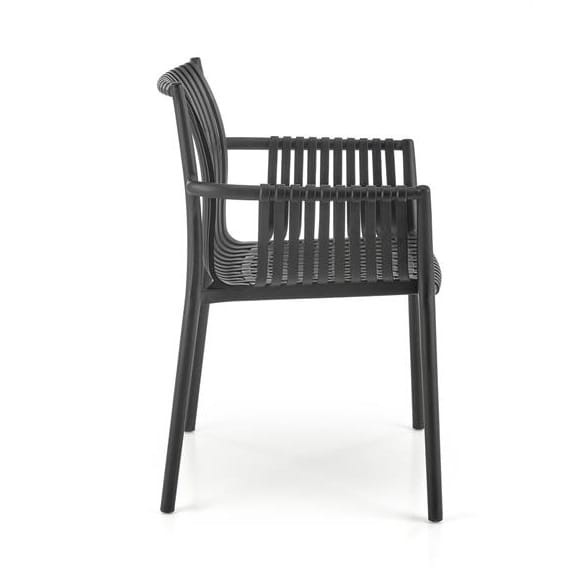 widok-z-boku-na-krzesło-ogrodowe