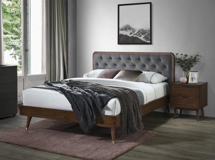 eleganckie-łóżko-orzech