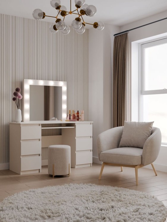 toaletka-z-szufladami-i-lustrem