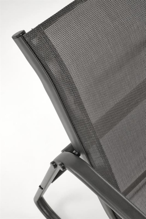 wygodna-siatka-na-siedziskach