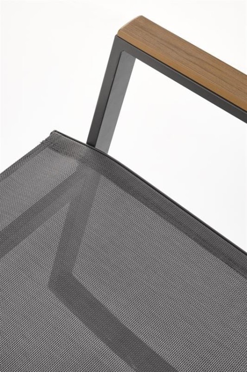 podłokietniki-imitujące-drewno