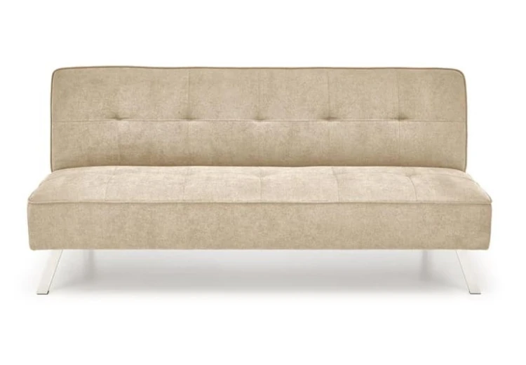 pikowane-oparcie-w-kanapie