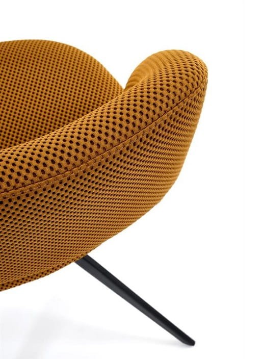 zbliżenie-na-membranową-tkaninę-krzesła