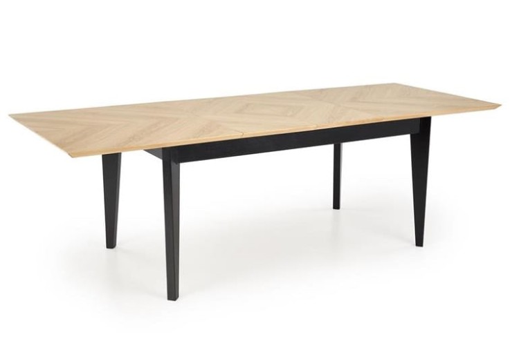 loftowy-stół-w-wersji-rozłożonej