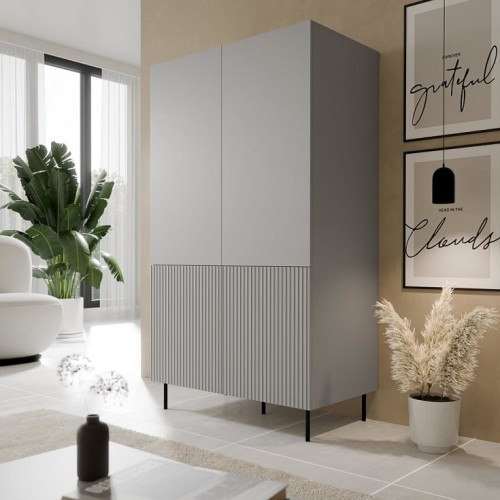 szara-szafa-na-nóżkach