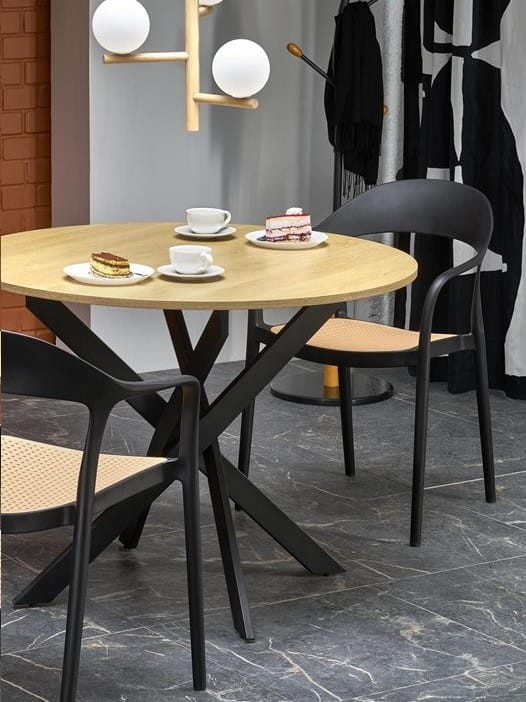 designerski-stół-do-małej-jadalni