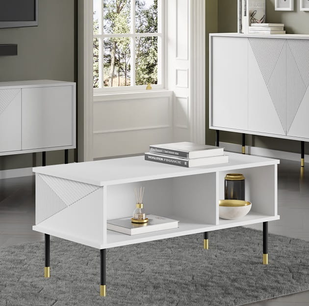 stolik-kawowy-na-nozkach