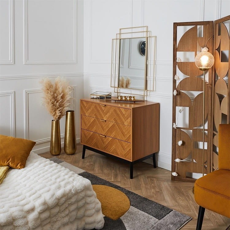 komoda-w-jodełke-retro