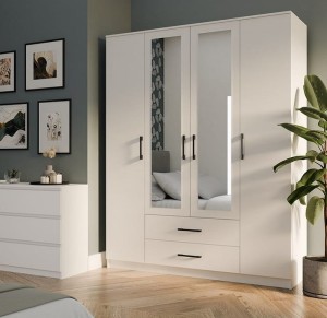 Duża biała szafa na ubrania z lustrem