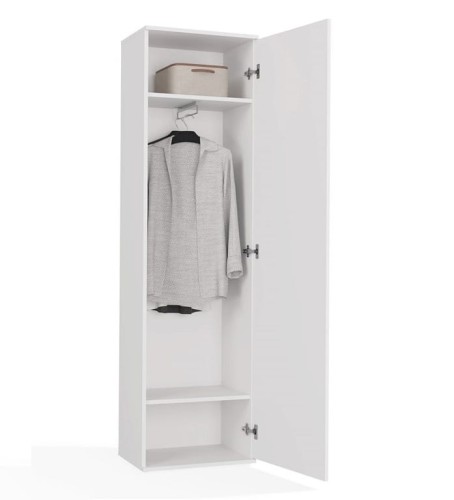 wnętrze-białego-słupka